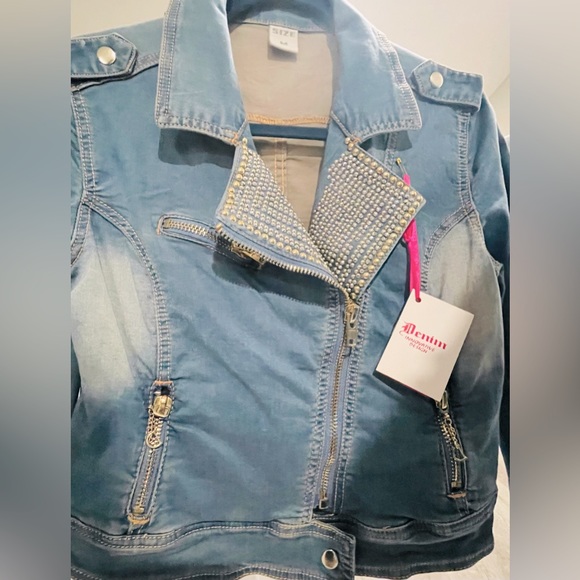Women’s European Denim Jacket With Studs Size: Medium (M). Purchased in Europe - Picture 3 of 3